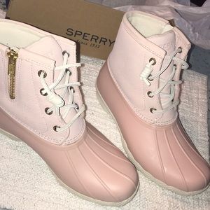 5.5 Sperry Top-Sider Boots *NEW*